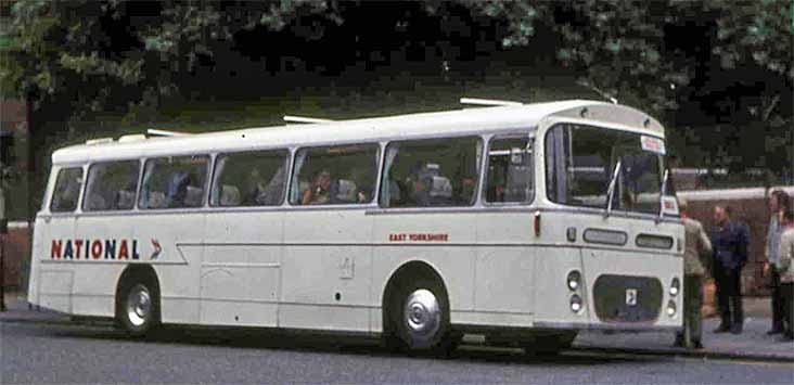 East Yorkshire Leyland Panther MCW Topaz 824